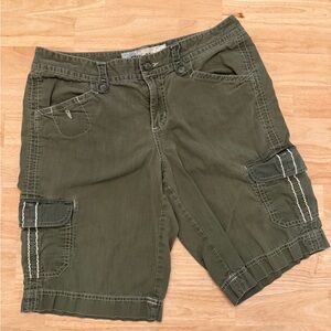 Olive Green “Vintage” Cargo Shorts Y2K